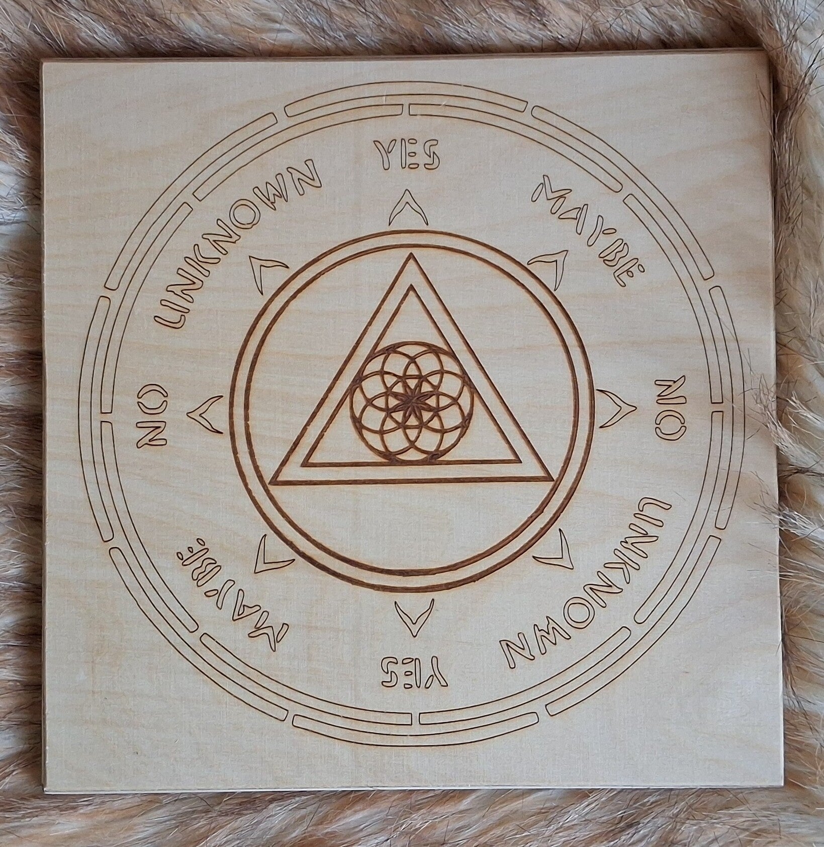 Pendelbord: Flower of Life in Driehoek-Engelse tekst