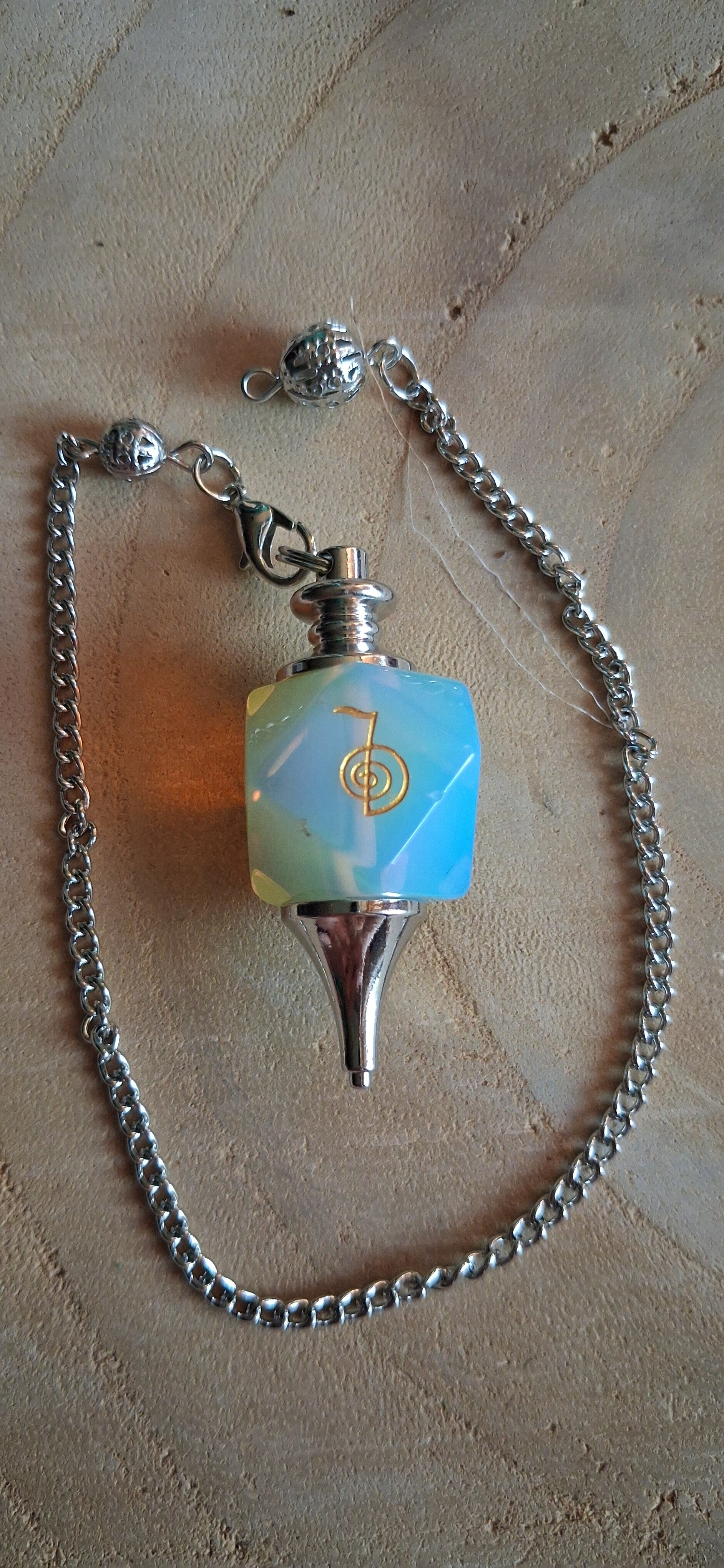 Pendel Merkaba met Cho Ku Rei Teken: Opaliet