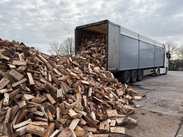 Bulkvracht hardhout mix - 80 kuub - eik, beuk en es