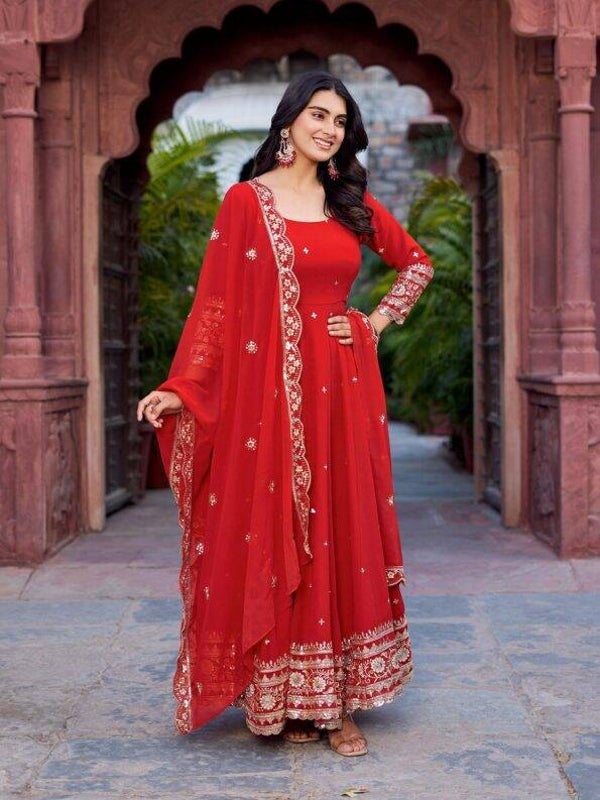 Ensemble Goergette rouge Sequin