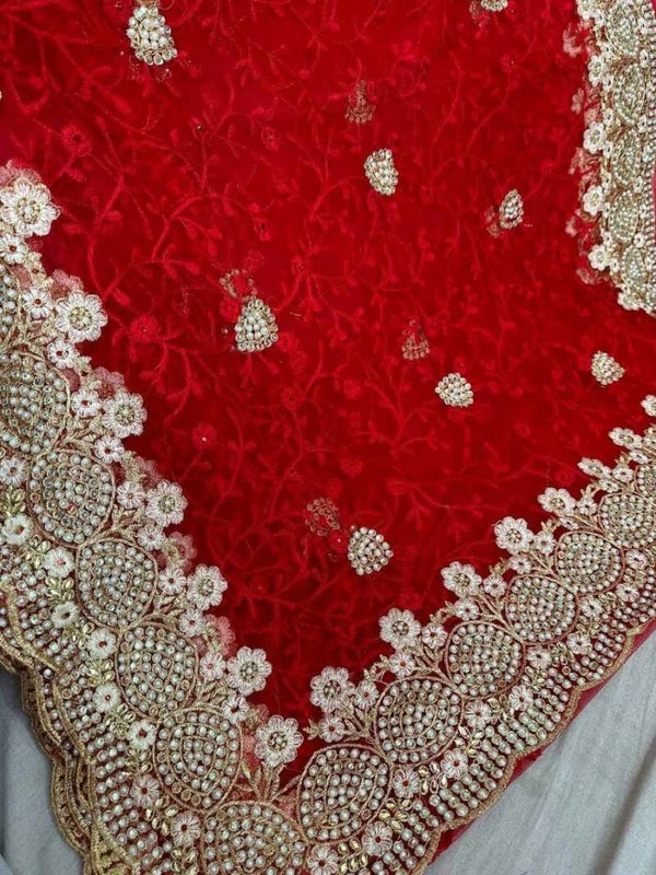 Sari rouge tulle brodé perle