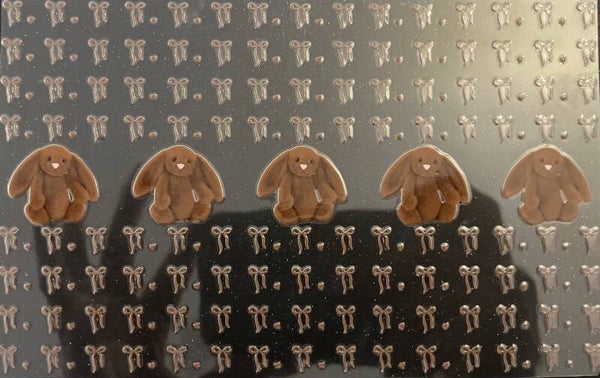 Brown bunny pen wrap