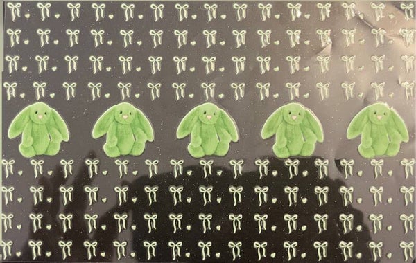 Green bunny pen wrap