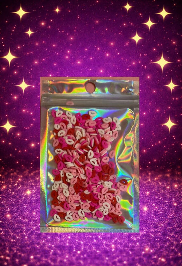 Sweet Lips Polymer Clay Slices – 10g
