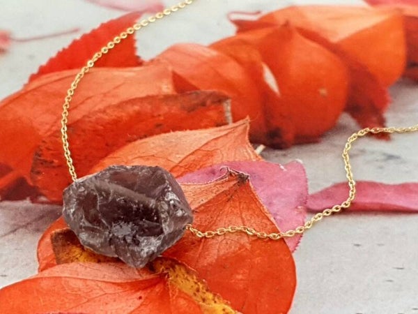 NASZYJNIK  Z KWARCEM DYMNYM M1698