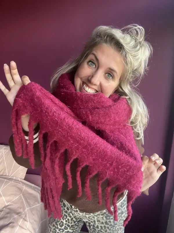 Sjaal franjes rood met glitter