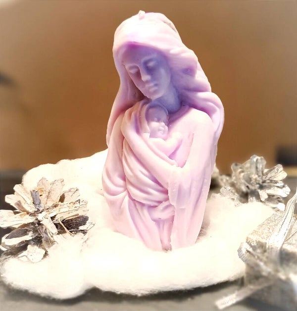 Frau mit Baby (Maria)