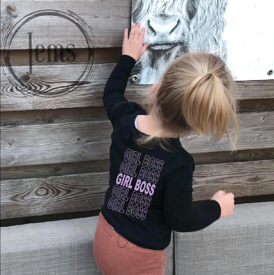 GIRL BOSS