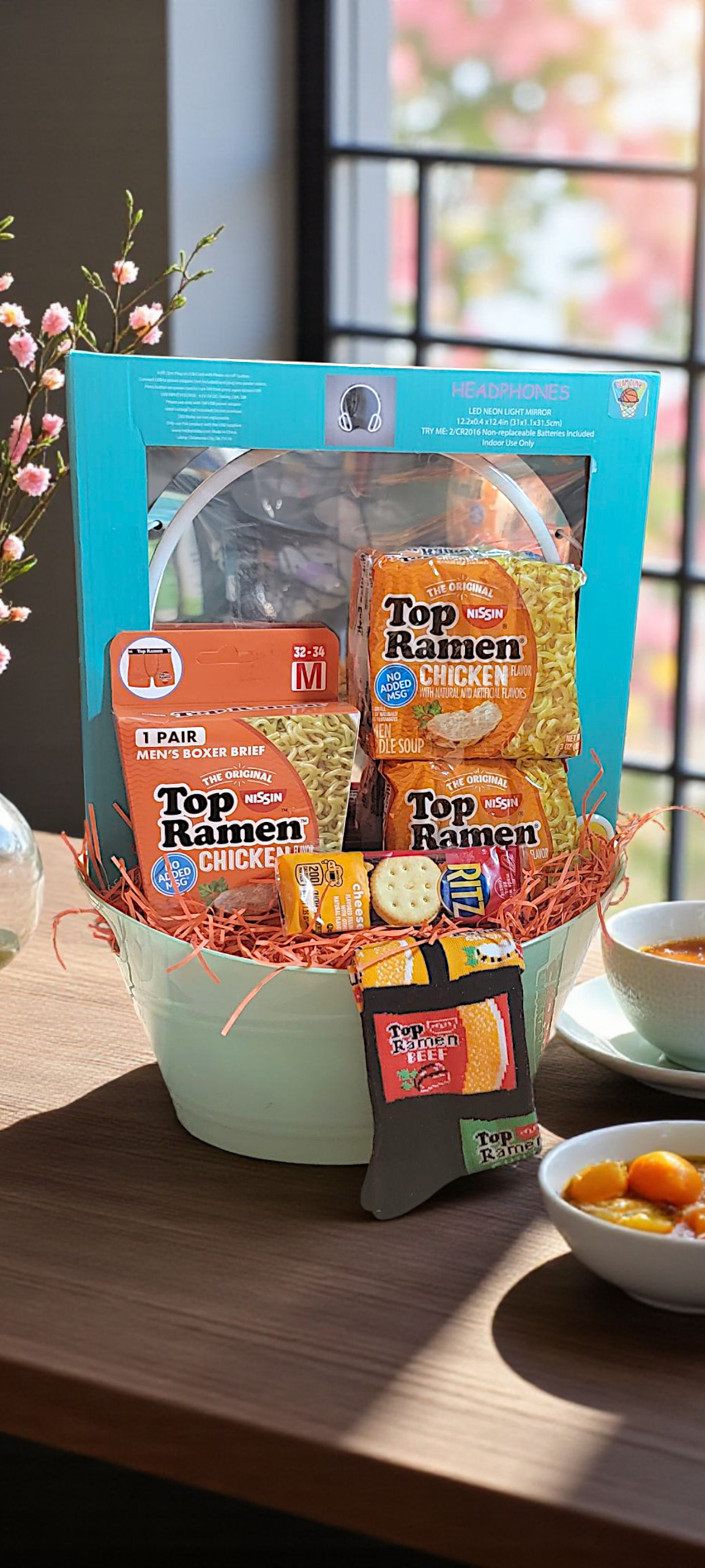 RAMEN NOODLE PRE-TEEN / TEEN GIFT SET