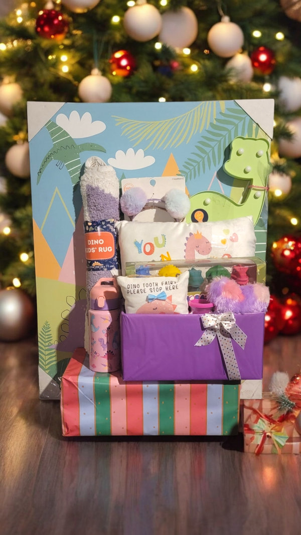 DINO GIRL LOVER ROOM DECOR SET