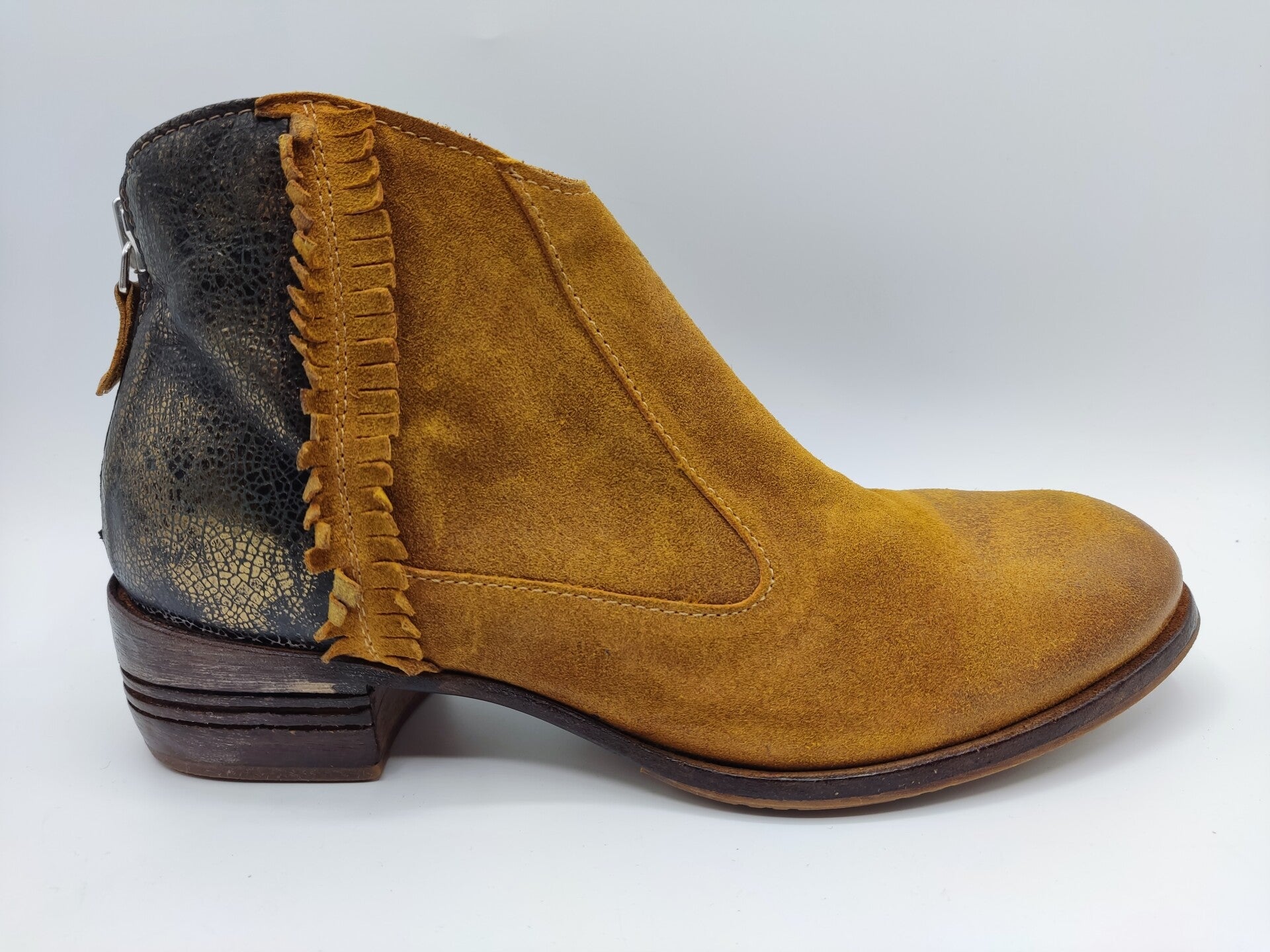 Moma Stiefelette ocker mit Fransen 32801-FC