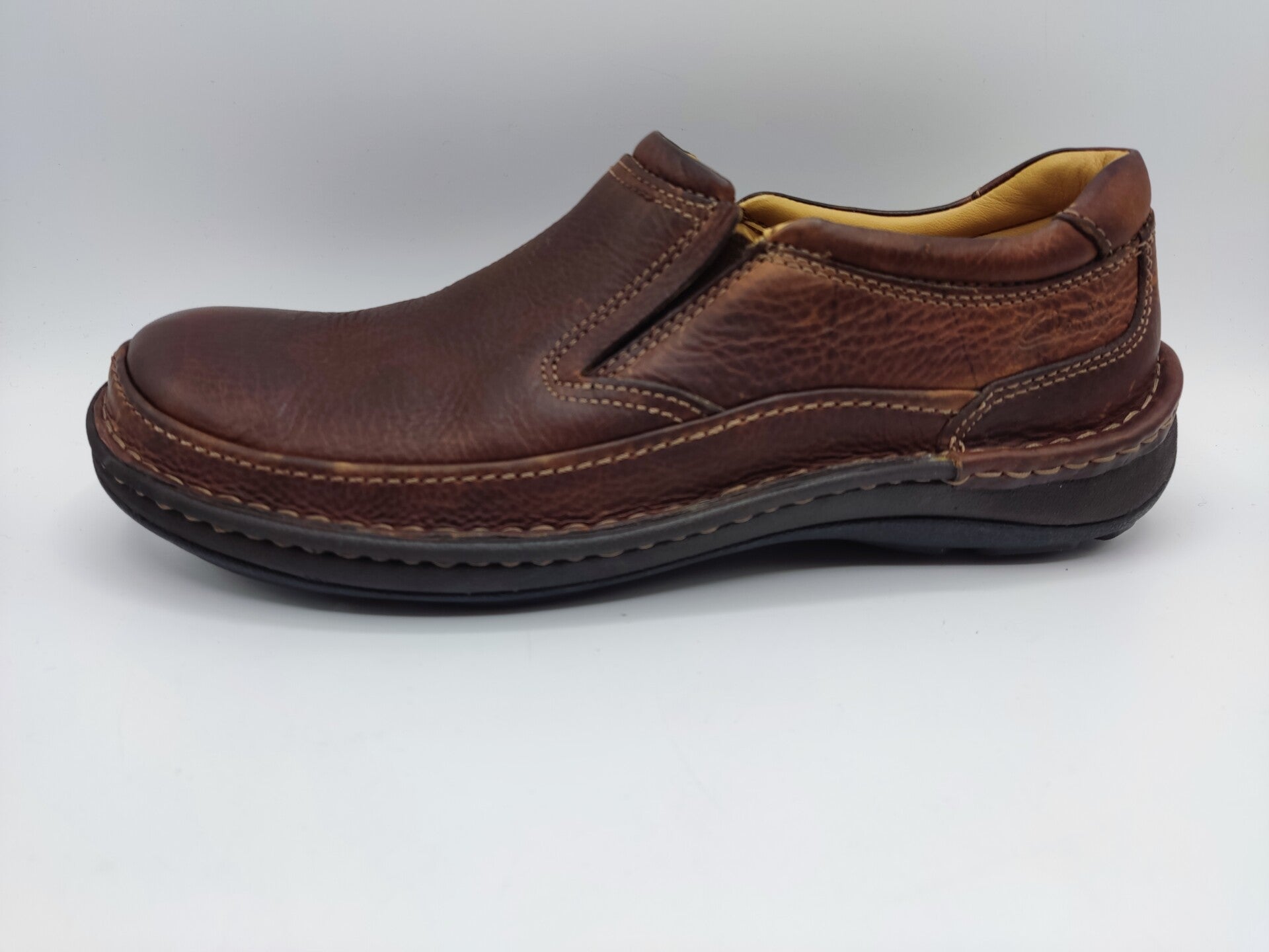 Clarks Herren Slipper Nature Easy dunkelbraun