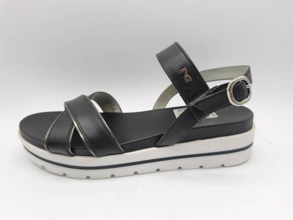Nero Giardini Sandale schwarz / weiß