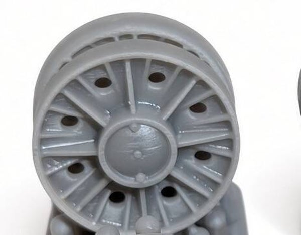 1/35 KV Roadwheel (Cast wheels produced in late 1943)