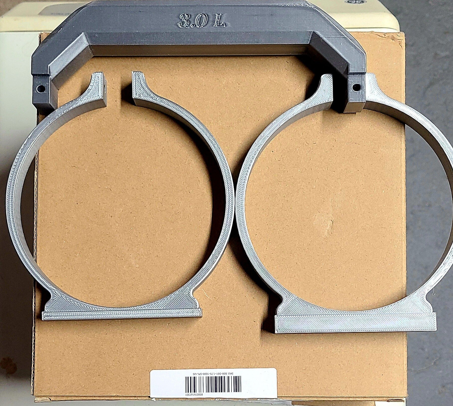 3.0L Air tank carrier