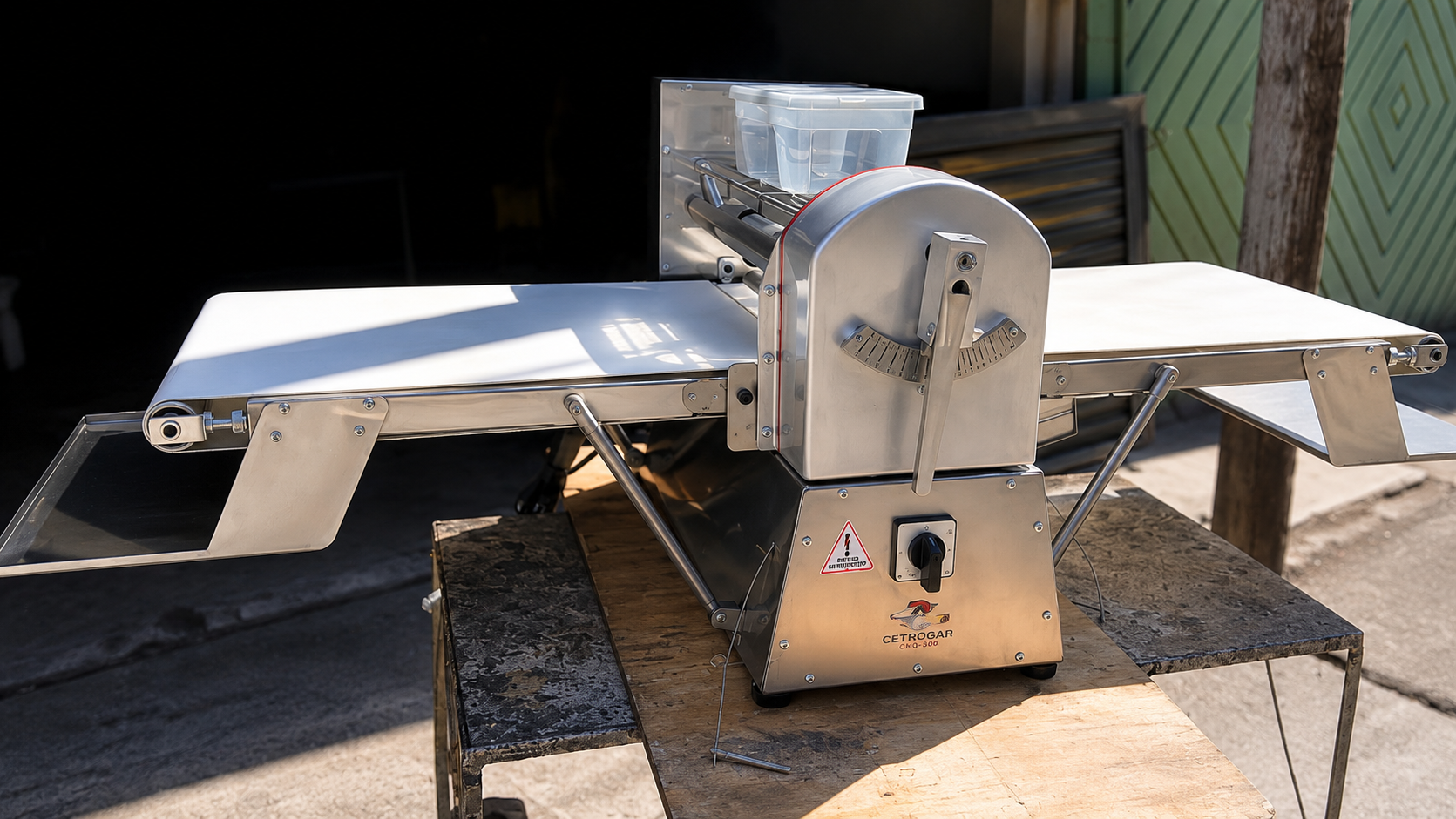 LAMINADORA DE MESA CON BANDAS