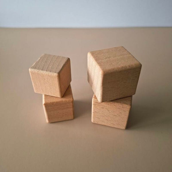 Ongeschilderd - blokjes / cadeautjes - 4 stuks