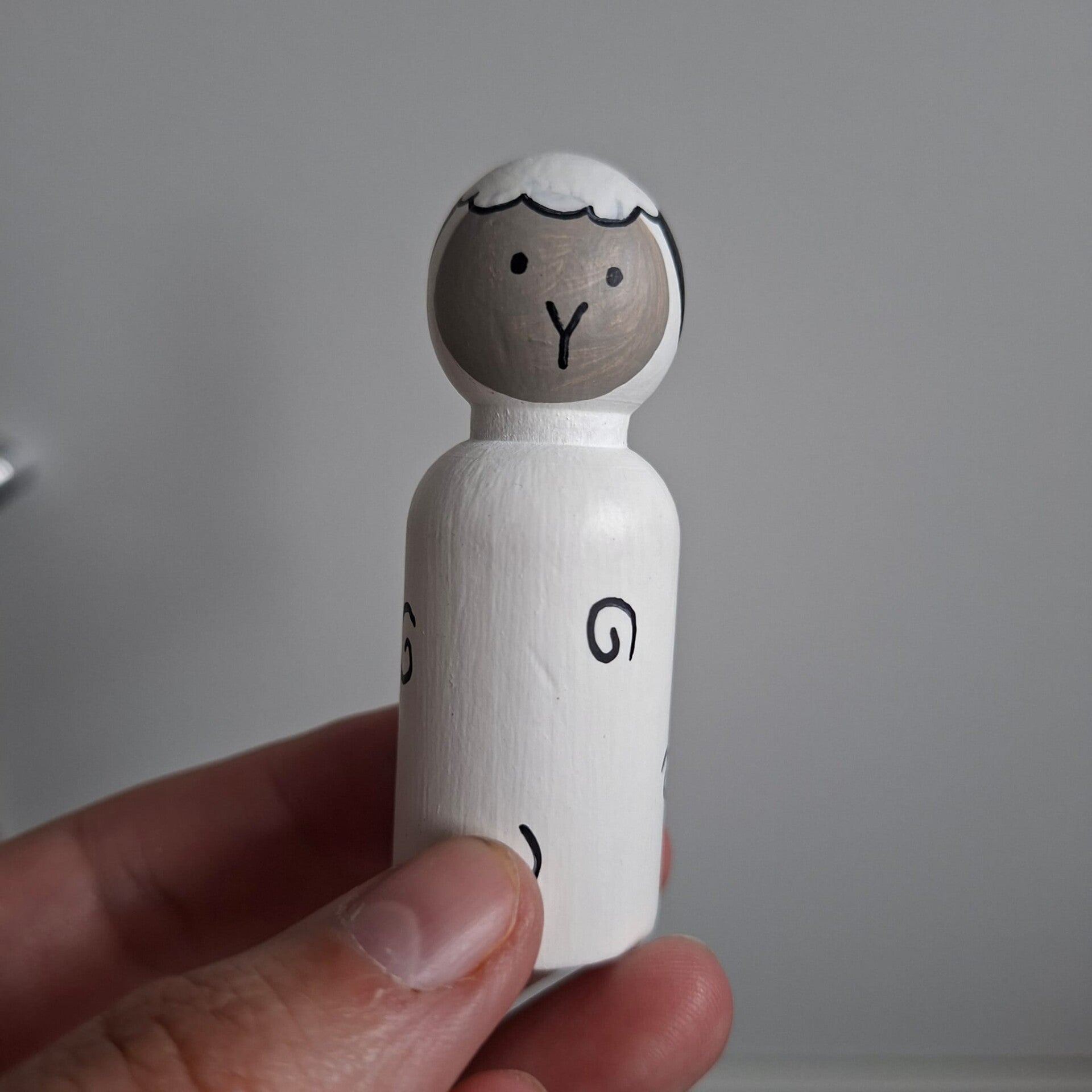 LV - peg doll schaap smal