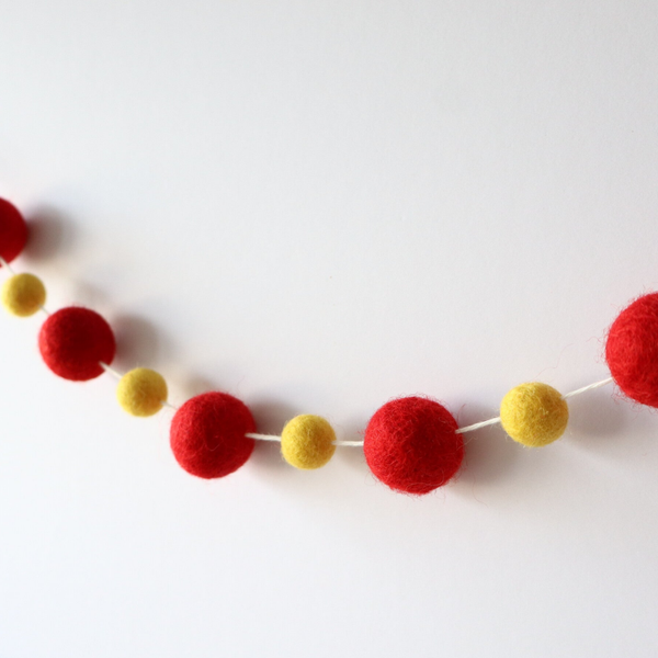 Slinger pompons vilt - Sinterklaas