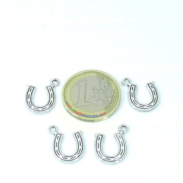 18 Colgantes Herradura 15x13mm T26X