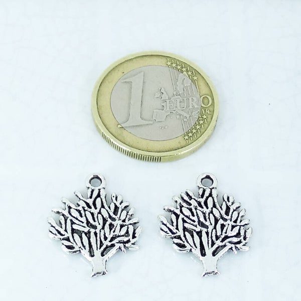 13 Colgantes Arbol 20x17mm T279C