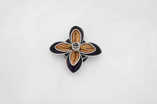broche goud-zwart