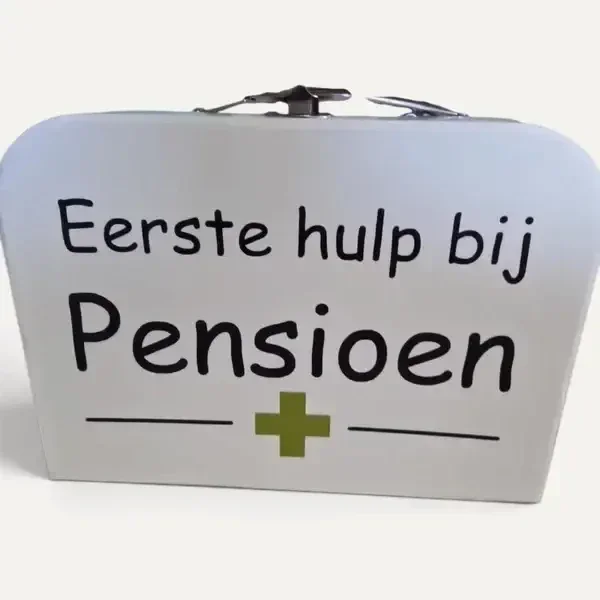 Eerste hulp bij pensioen koffer – origineel pensioen cadeau