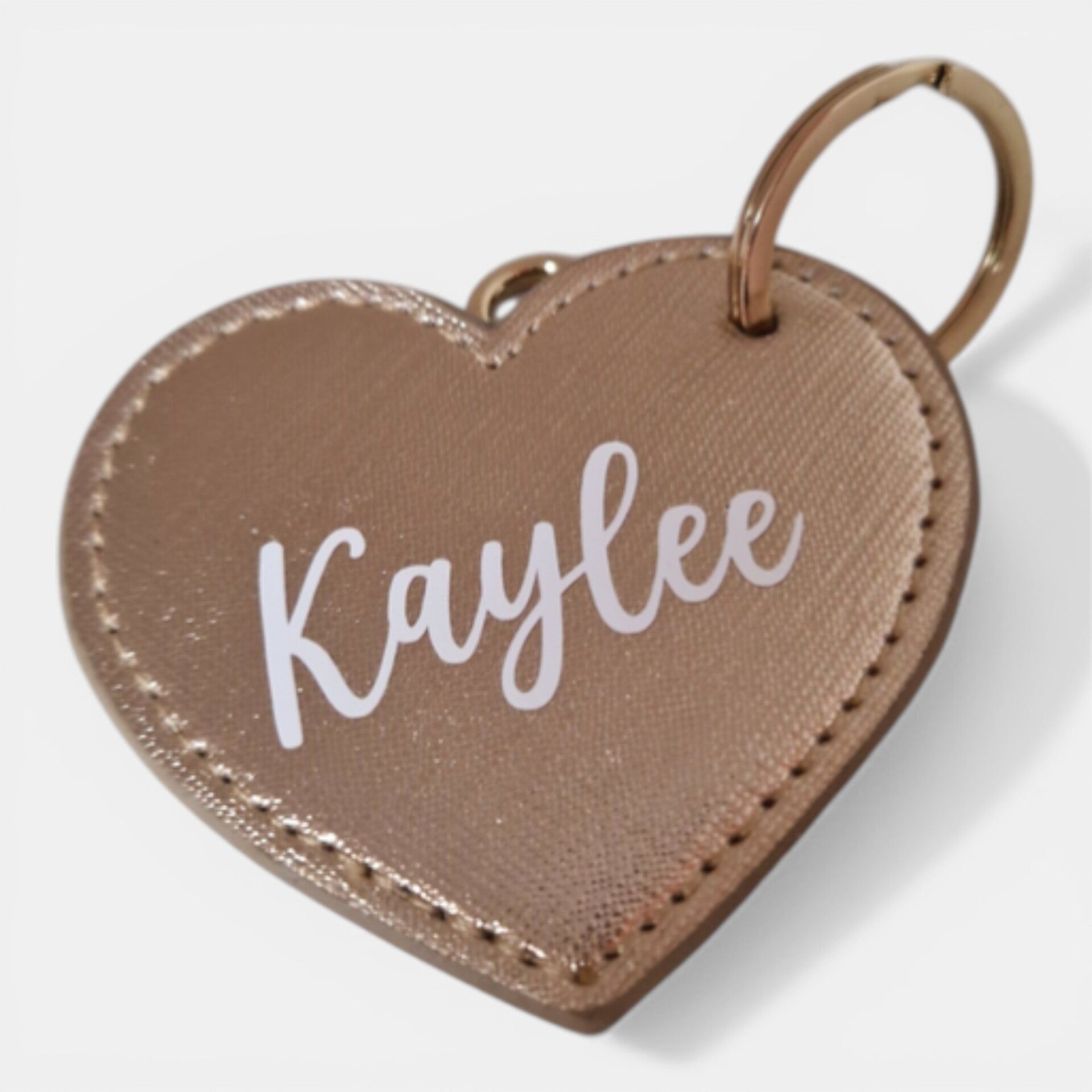 Sleutelhanger met naam, diverse kleuren/vormen