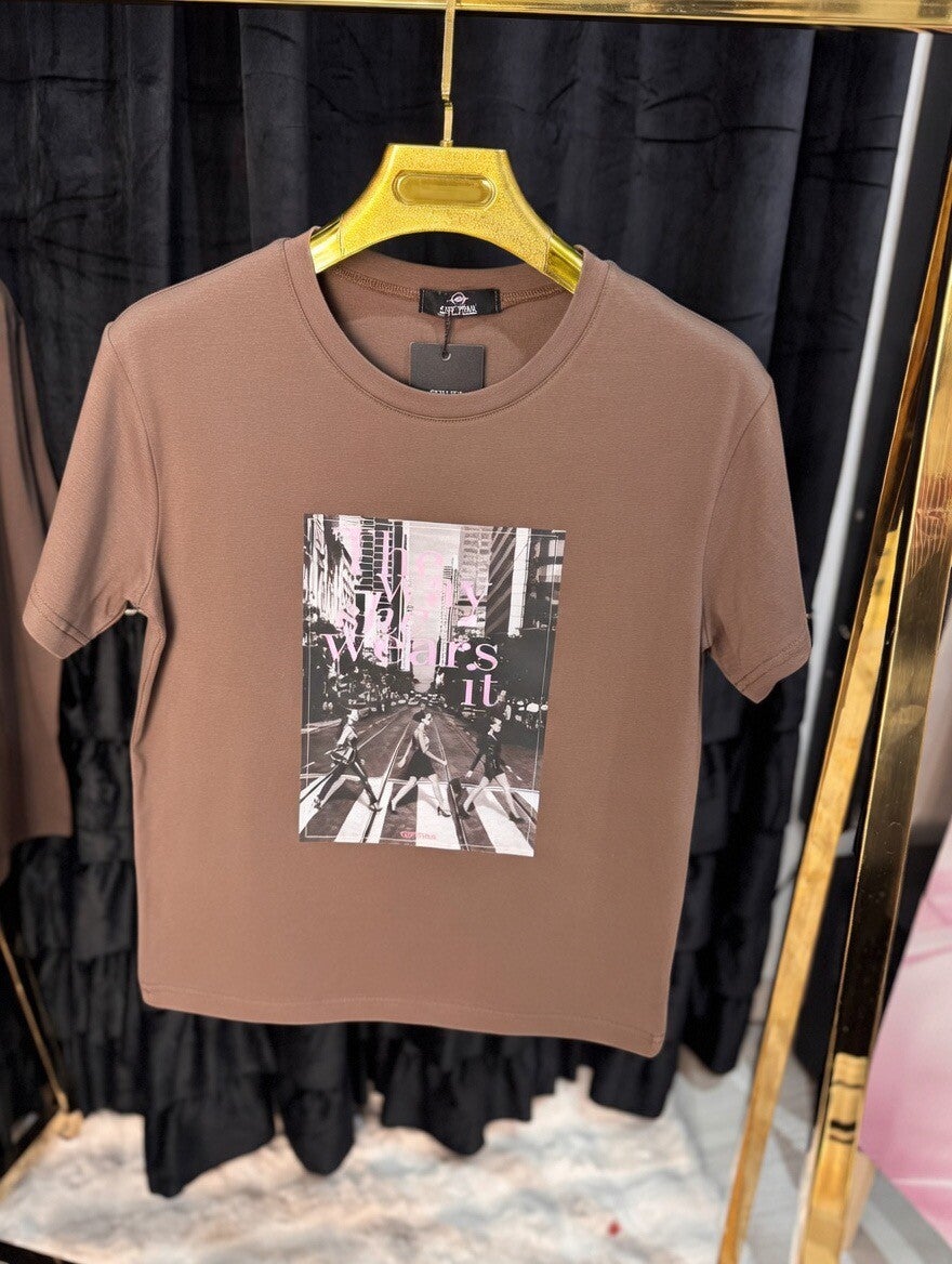 T- shirt Look