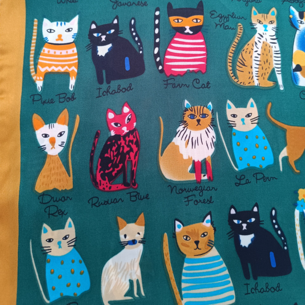 PAÑUELO DE CUELLO GATITOS