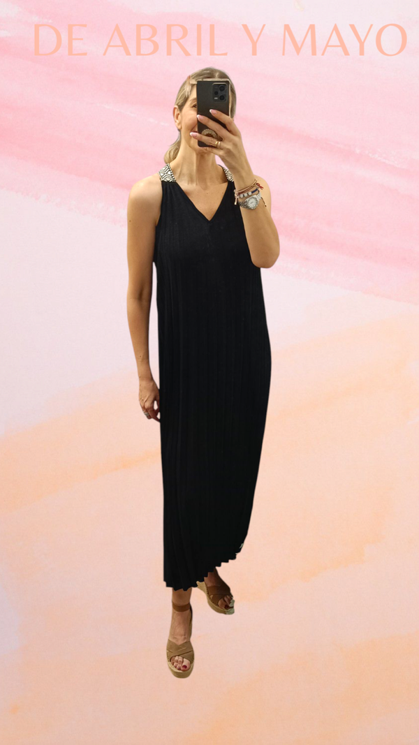 VESTIDO ETNICO PLISADO.