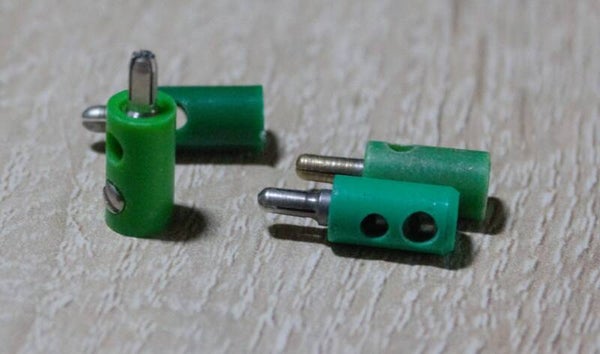 10 Stecker Grün z.B. für Märklin H0 Modellbahn