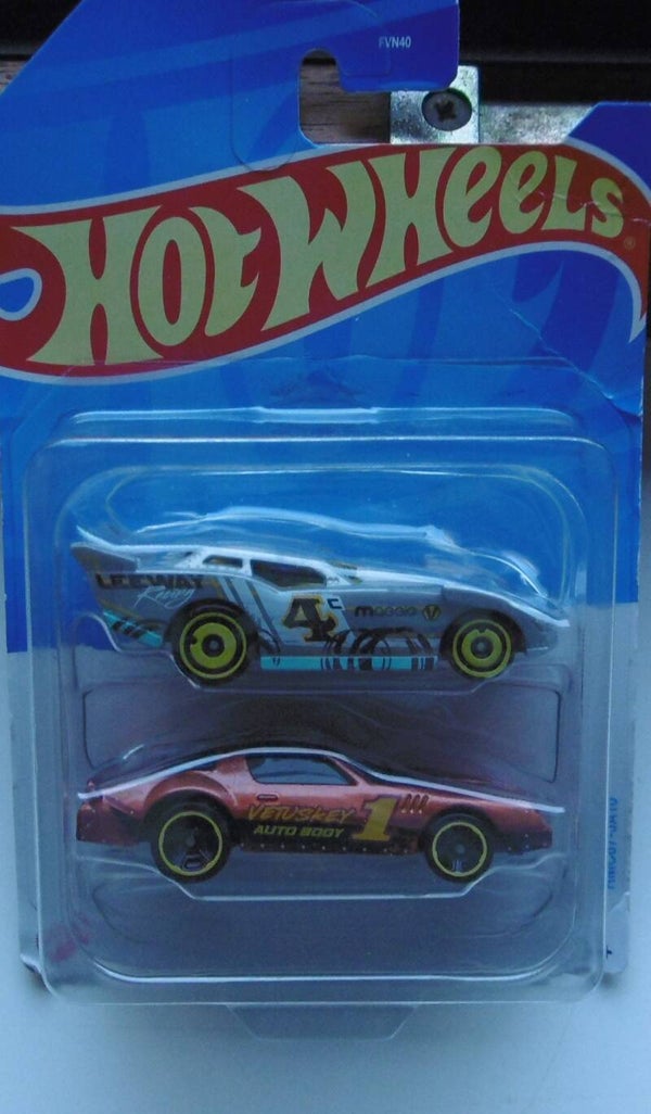 🔥 Hot Wheels 2er-Pack – zwei sportliche Rennwagen im Set!