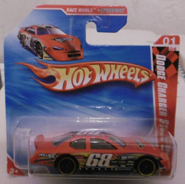 Hot Wheels '05 Dodge Charger Stock Car