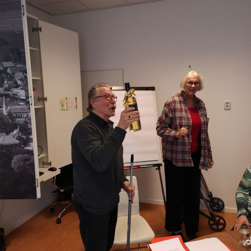 061220189-1.jpg