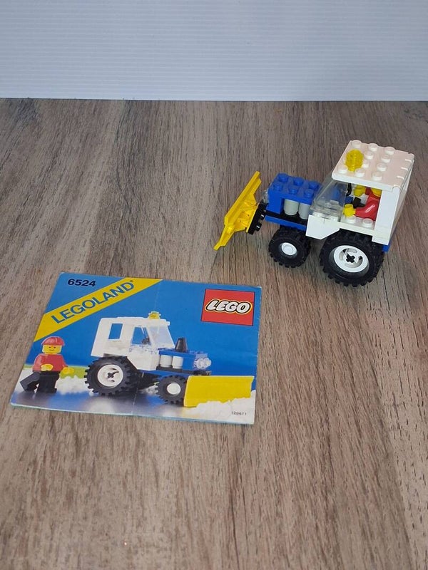 2 LEGO 6524 – Blizzard Blazer (1998)
