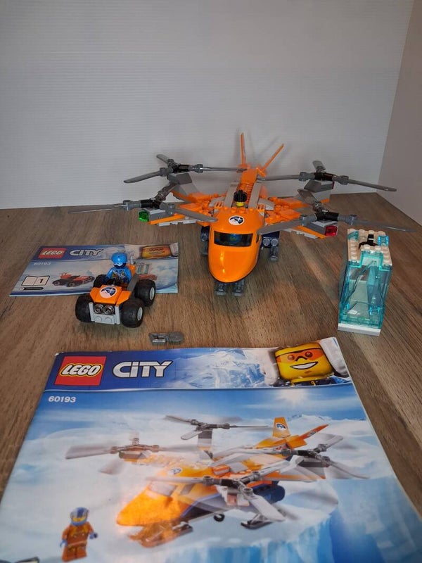 2 LEGO 60193 – Arctic Air Transport