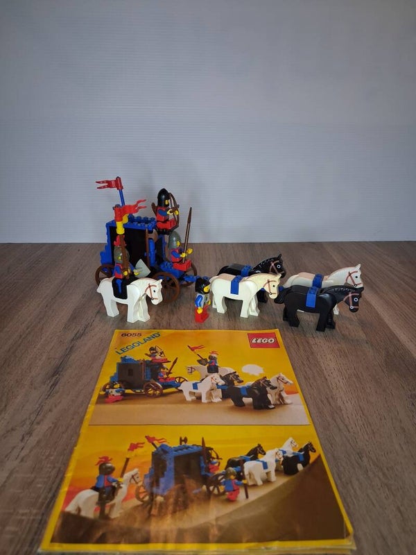 2 castle LEGO 6055 – Prisoner Convoy (1985)