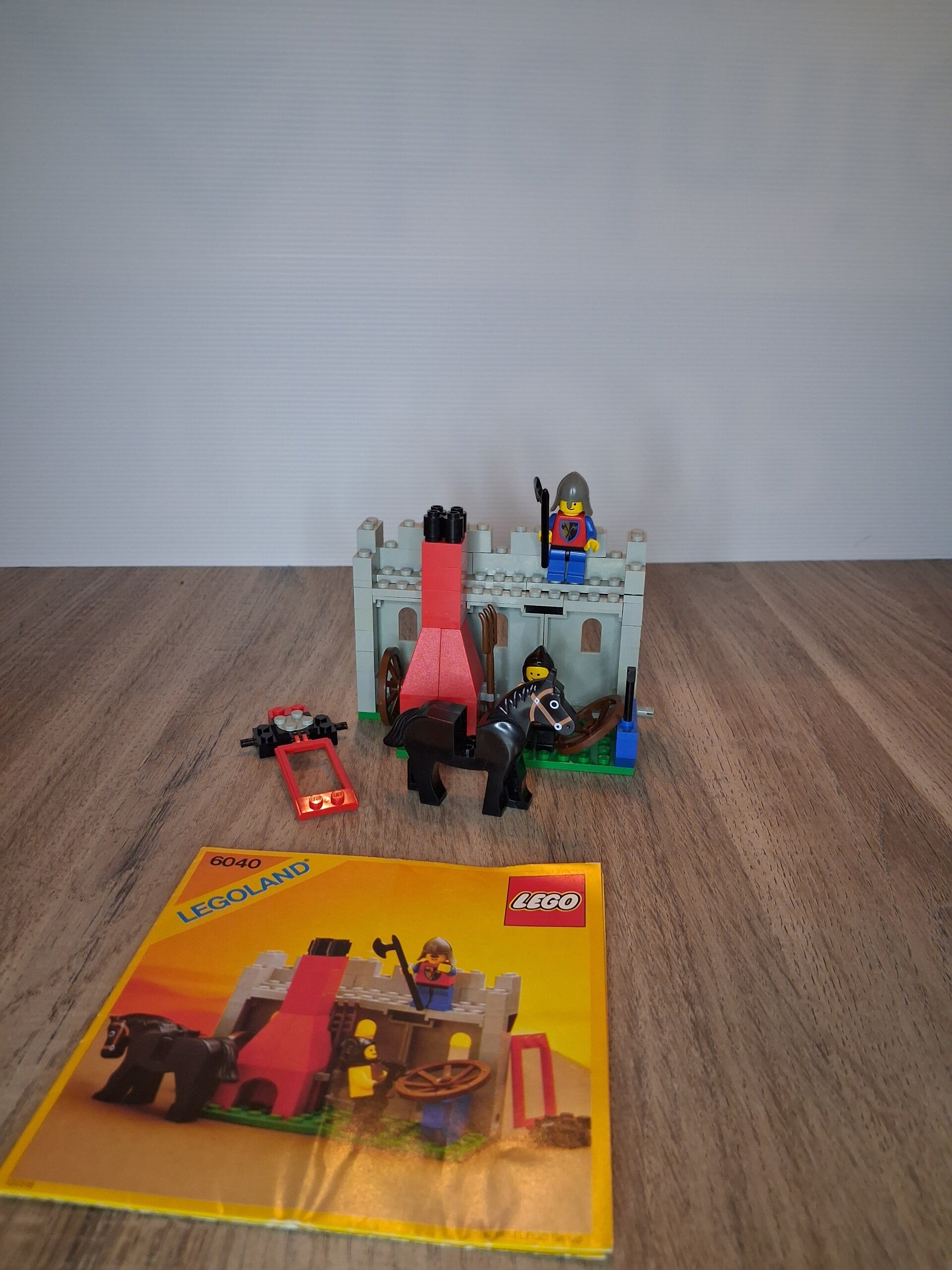 2  castle LEGO 6040 – Blacksmith Shop (1984)
