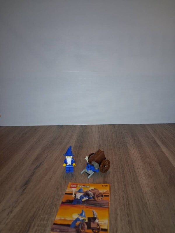 2 castle LEGO 1736 – Wizard’s Cart (1995)