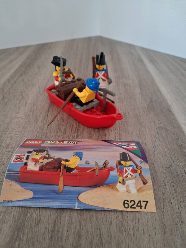2 piraten LEGO 6247 – Bounty Boat (1992)