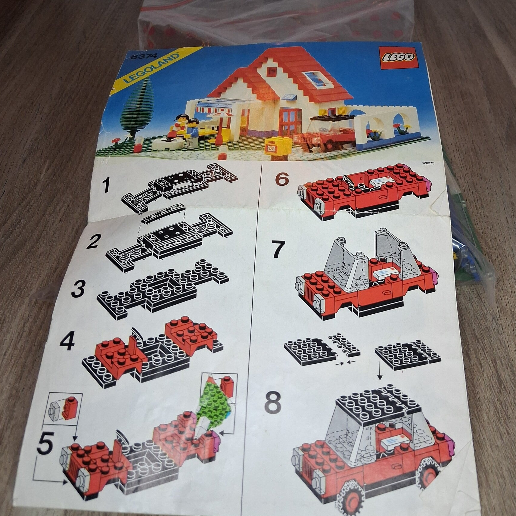 2 LEGO 6374 – Holiday Home