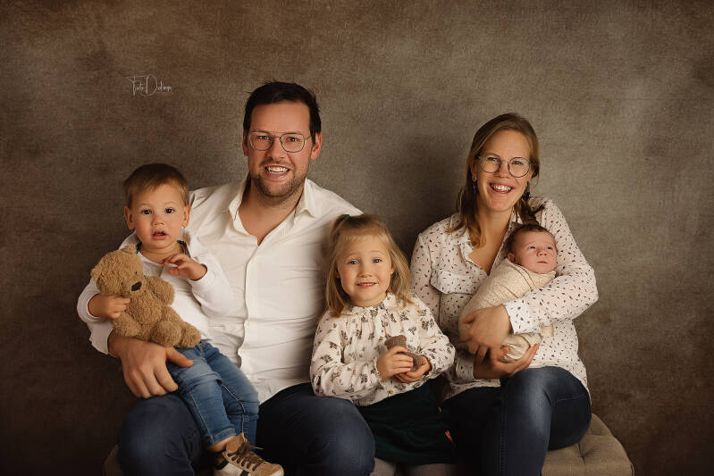 Newborn fotograaf deerlijk waregem belgie