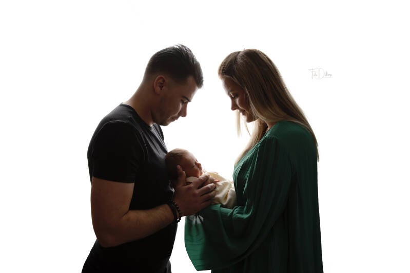 Newborn fotograaf deerlijk waregem belgie gezin