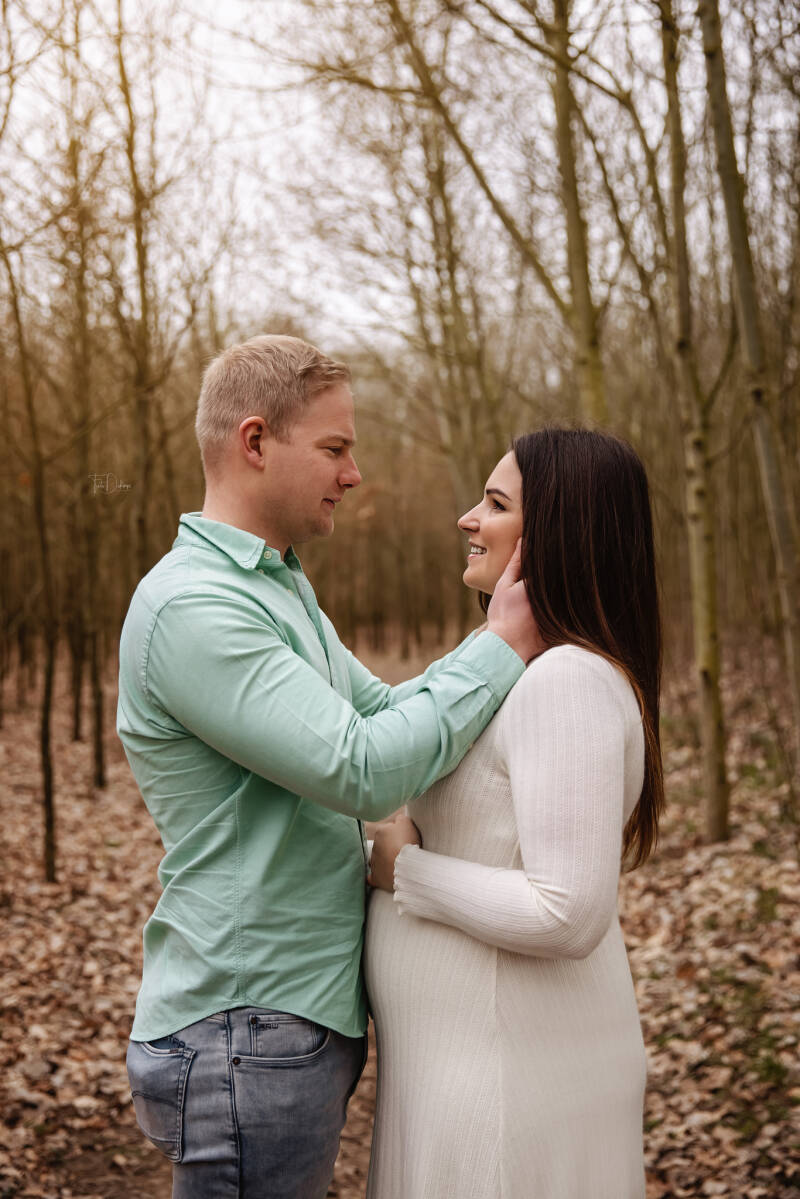 zwangerschap deerlijk waregem belgie kinderfotografie gezinsfotografie familiefotografie kinderfotografie kinderen