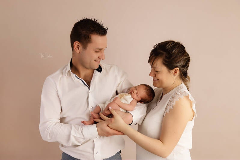 Newborn fotograaf deerlijk waregem belgie