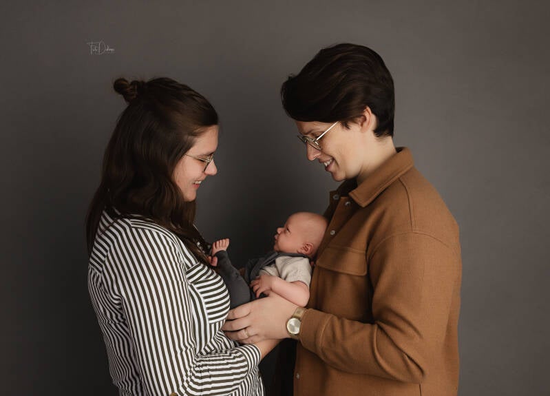 Newborn fotograaf deerlijk waregem belgie gezin