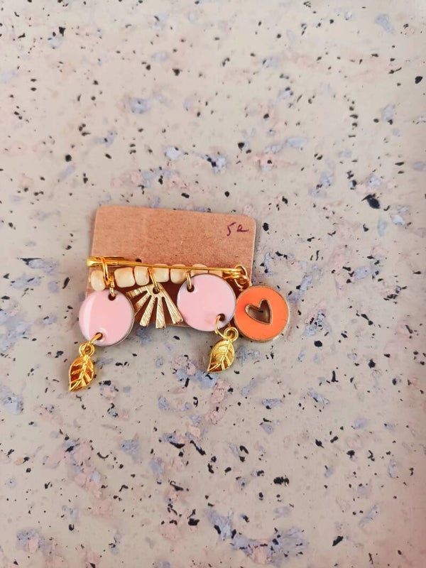 Broche