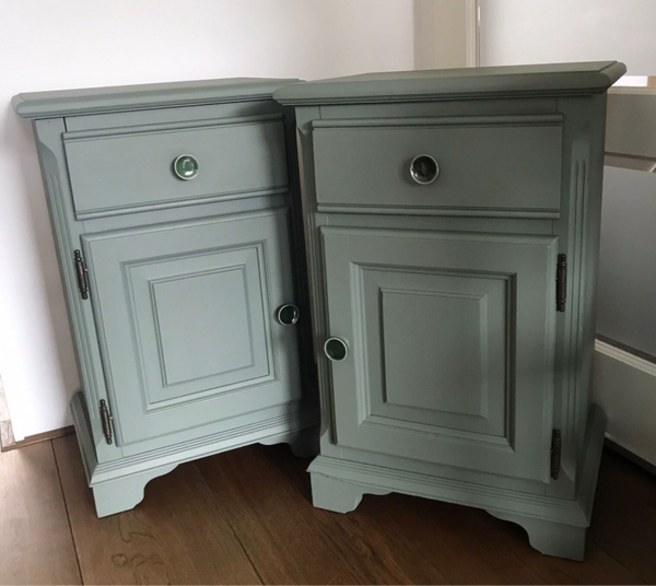 Nachtkastjes Carriage House