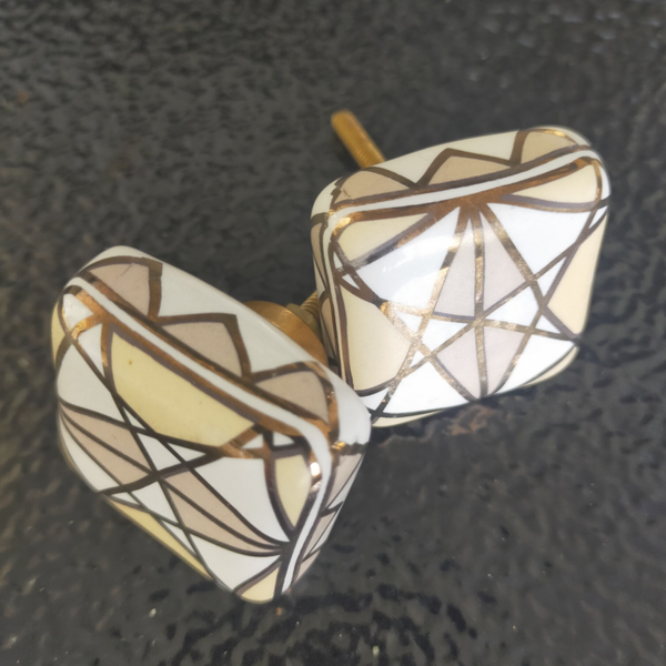 Kastknop Wit-Goud-Geel Driehoekjes